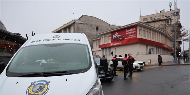 Güvenlik görevlisi çalıştığı bankada intihar etti