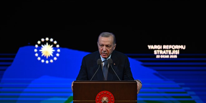 Erdoğan: Hiç kimse yargı mensuplarını tehdit edemez