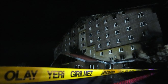 Kartalkaya'da yanan otelde bilirkişi heyetinden inceleme