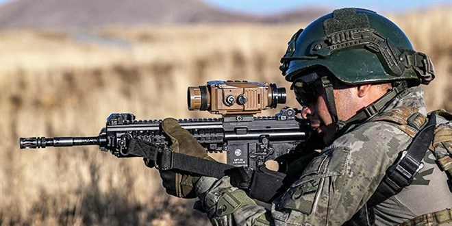 Irak ve Suriye'nin kuzeyinde 15 terörist etkisiz hale getirildi