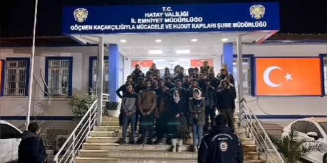 Hatay'da 31 kaçak göçmen yakalandı, 2 organizatör tutuklandı