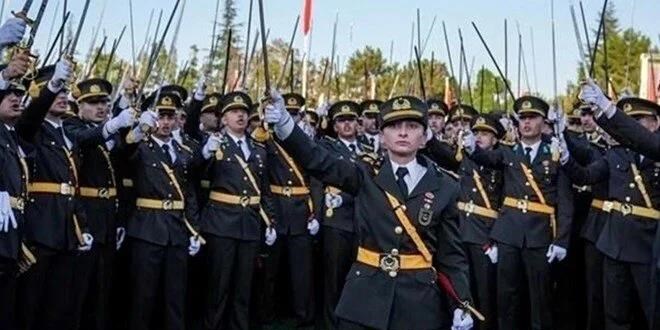 MSB: Teğmenlerin ihracının okunan metinle ilgisi yok