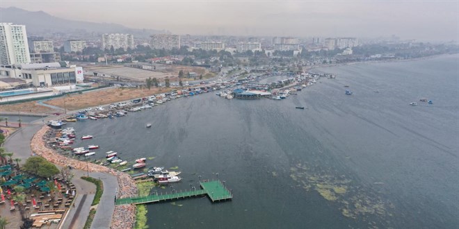 İzmir Körfezi'nin 'aşırı' kirliliği 4 mevsim sürüyor