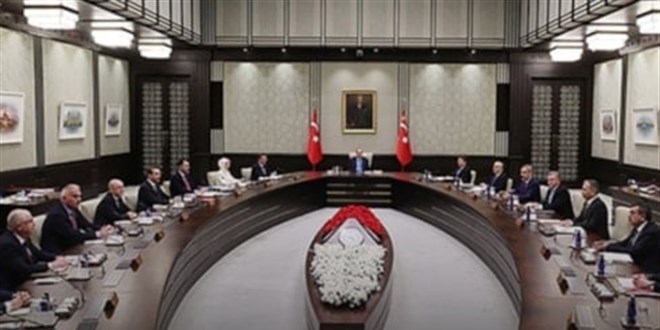 İddia: AK Parti'de Yönetim ve 5 Bakan Değişiyor