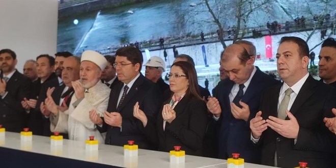 Bakan Tunç'tan TÜSİAD'a tepki: Eski Türkiye'de kalmışlar