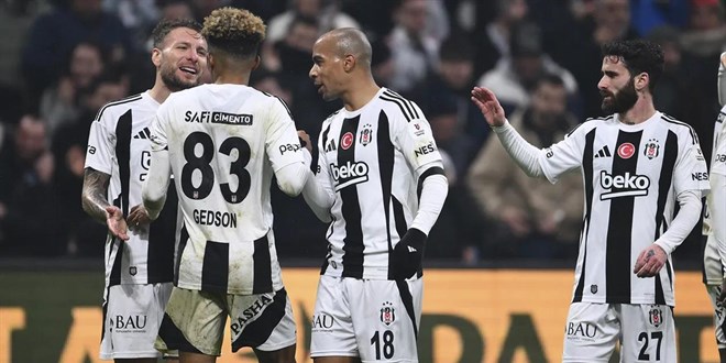 Beşiktaş geriye düştüğü maçta Trabzonspor'u yendi