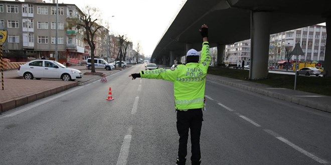 İstanbul'da yarın bazı yollar trafiğe kapatılacak