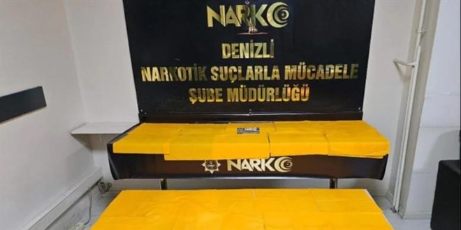 Denizli'de kamyonette 448 bin doz uyuşturucu yakalandı
