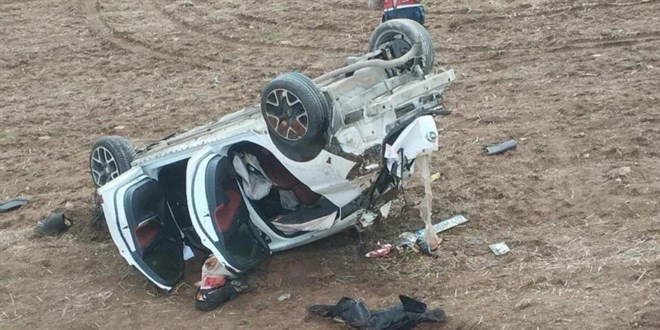 Batman'da otomobil şarampole devrildi: 1 ölü, 2 yaralı