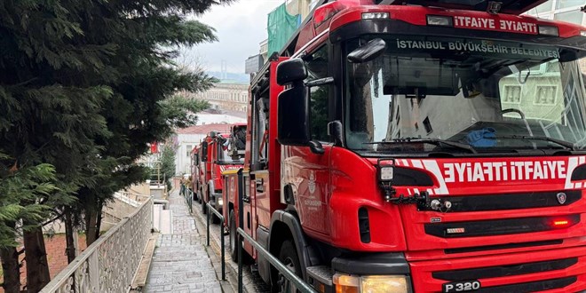 Beşiktaş'ta 6 katlı binada çıkan yangın söndürüldü