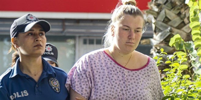 Rus annenin bebek davası Antalya'da sürüyor