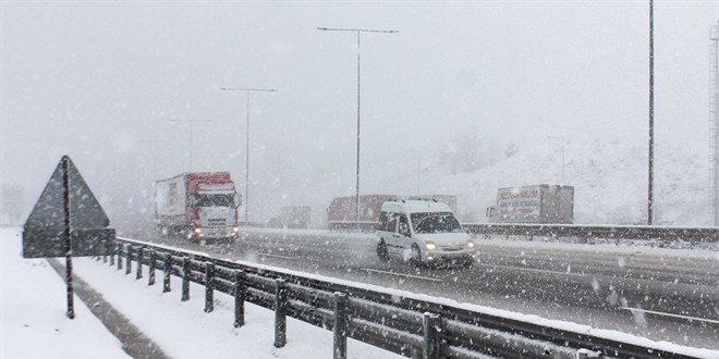 İstanbul'da kar alarmı: AKOM'dan kritik açıklama