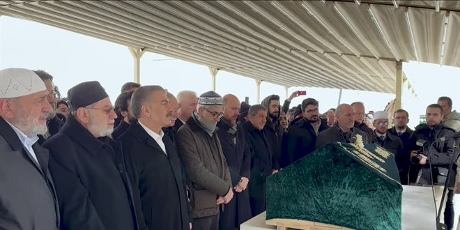 Hattat Hasan Çelebi son yolculuğuna uğurlandı