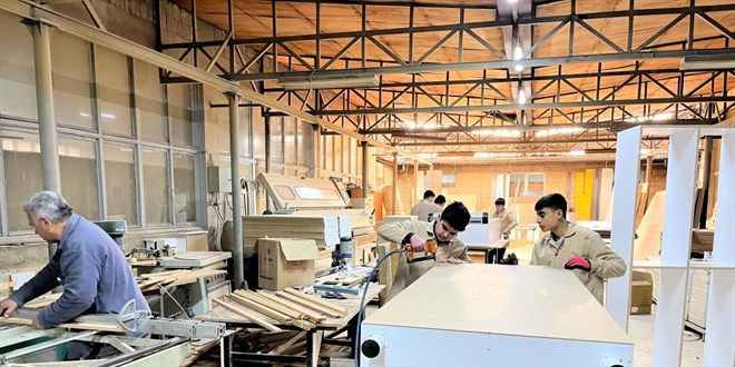 400 yataklı acil durum hastanesinin mobilyaları meslek lisesinden