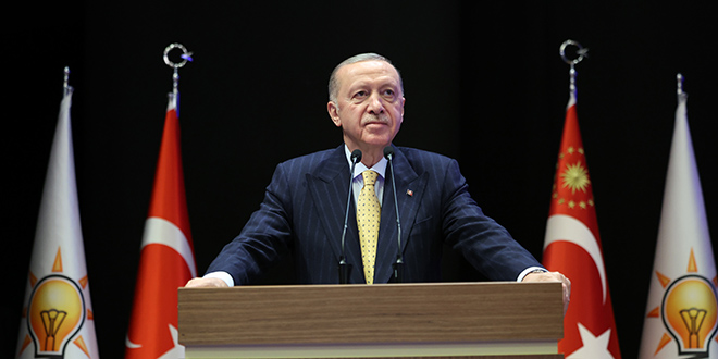 Erdoğan'dan Özel'e tepki: Ayağını denk almazsa denk getirmesini biliriz