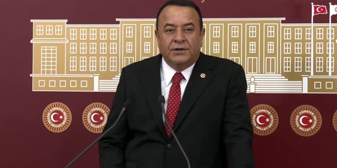 Adnan Beker, CHP'ye katılıyor