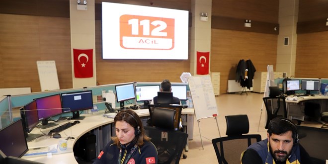 Telefonda Heimlich manevrası bebeğin hayatını kurtardı