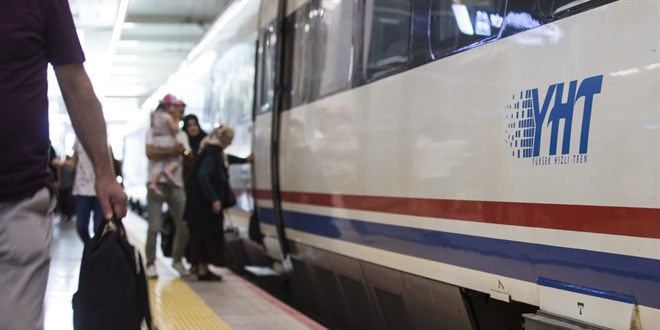 Tren biletlerinde Aile ve yeni evlilere özel indirim başlıyor