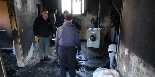 Girdikleri villada, garajdaki otomobilin parçalarını çalıp, evi ateşe verdiler