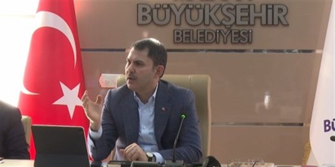 Bakan Kurum'dan fırsatçılara tepki: 5 bin TL'ye beton mu olur?