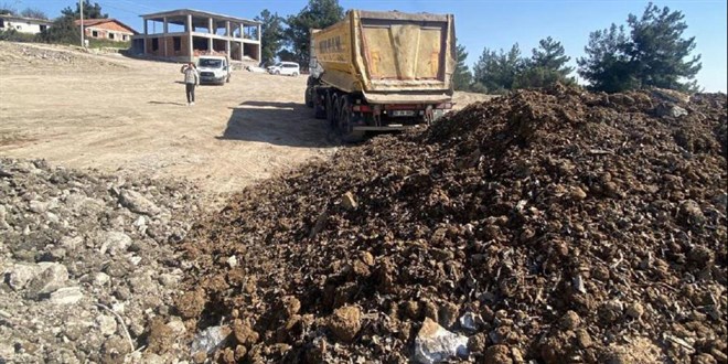 İzmir'de Atık Skandalı: İki Şirkete Büyük Ceza