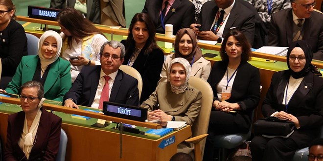 Bakan G�kta�, BM'de Kad�n Haklar� ��in G�r��meler Yapt�