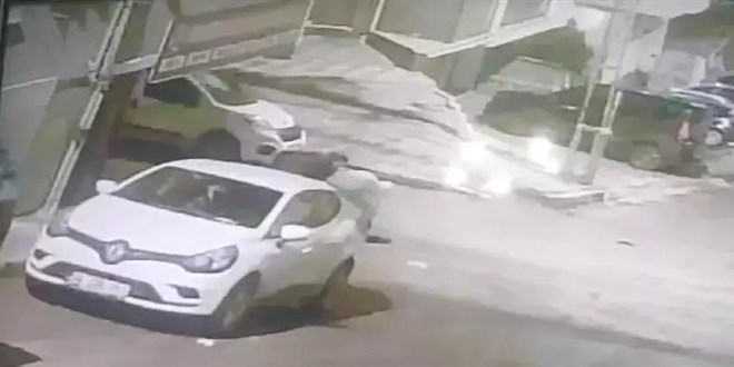 Yer altı kablolarını çalan hırsızlar mahalleyi internetsiz bıraktı