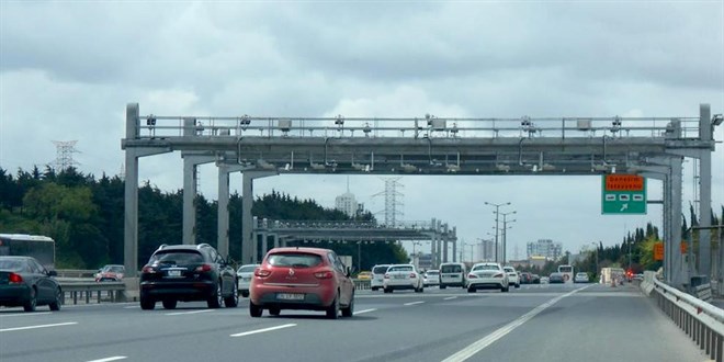 Otoyol ücretini ödemeyen araçlar sınır kapılarından geçemeyecek