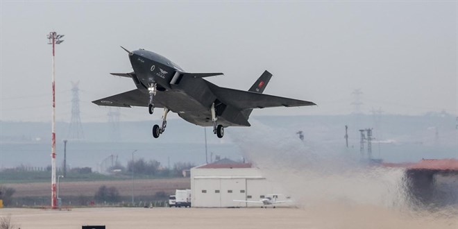 Bayraktar KIZILELMA'dan Başarılı Test Uçuşu