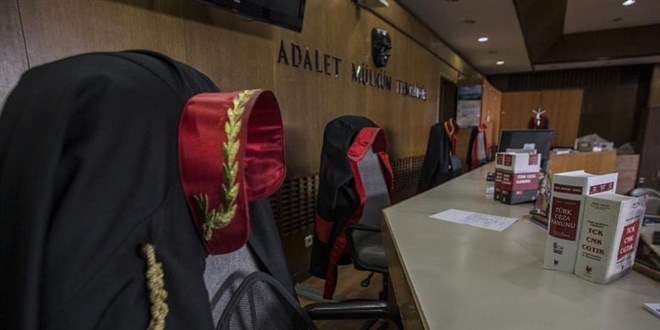 Hani Belediye Başkanı'ndan davası ertelendi