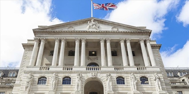 FED'den sonra İngiltere Merkez Bankası da faizi sabit tuttu