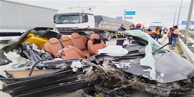 Amasya'da Trafik Kazası: 2'si Çocuk 5 Yaralı