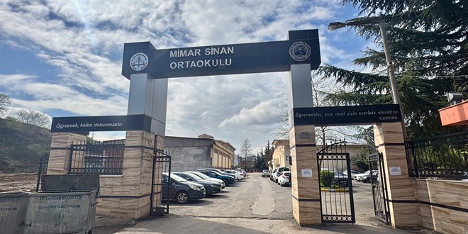 Öğretmen ve özel güvenlik görevlisinin darbedildiği iddiası