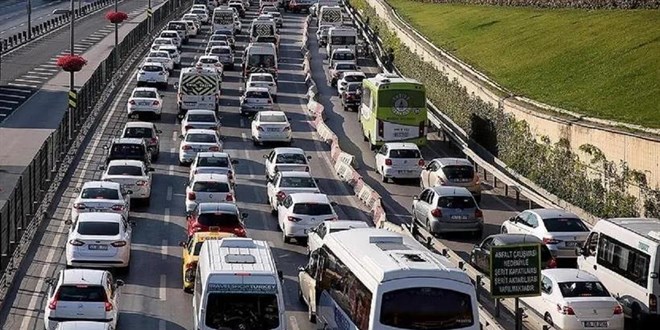 İstanbullular Dikkat: Bu Yollar Trafiğe Kapatılacak!