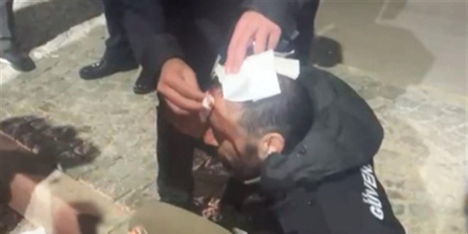 Başkentte izinsiz gösteriye müdahale eden 1 polis yaralandı