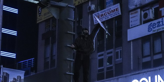 Ankara'da İBB Soruşturması Protestosunda 2 Polis Yaralandı