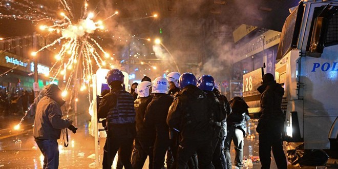 Ankara Valiliği toplantı ve yürüyüş yasağı süresini uzattı
