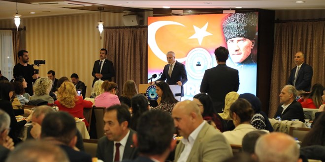 Türkiye Kamu-Sen'den Bakan Işıkhan'la İftar