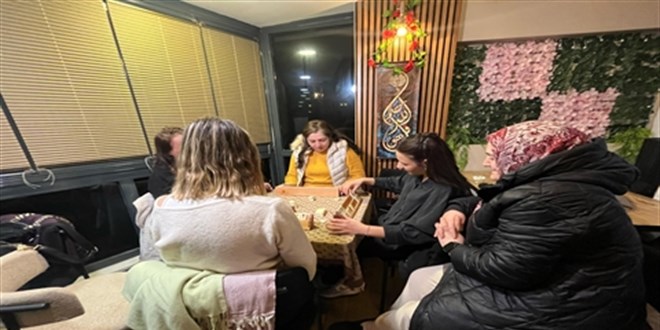 Kadınlar kahvesine erkeklerin girmesi yasak