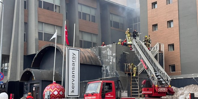 Uludağ'da Otel Yangının Çıkış Anı Kamerada