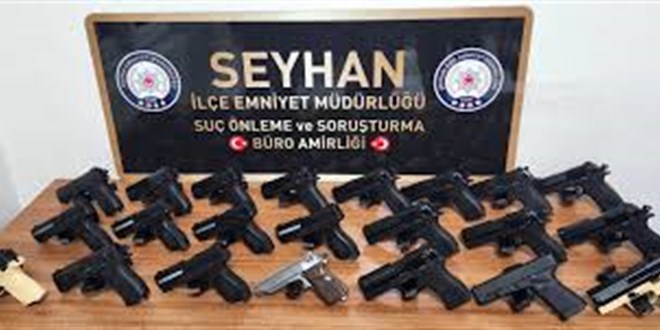 Adana'da Operasyonda 22 Tabanca Ele Ge�irildi