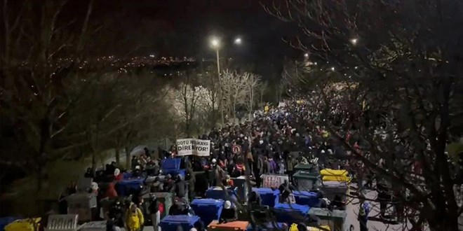 ODT�'de 9 ��renci g�zalt�na al�nd�