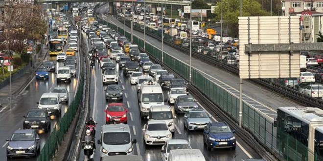 İçişleri Bakanı Yerlikaya'dan Trafik Güvenliği Uyarısı