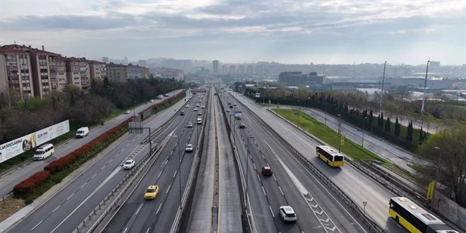 İstanbul'da bayram tatilinde trafik yoğunluğu yüzde 80'e ulaştı