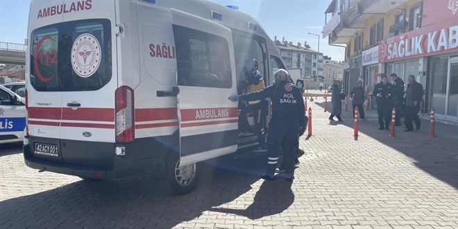 10 yaşındaki çocuk, 12 yaşındaki ağabeyini bıçakladı