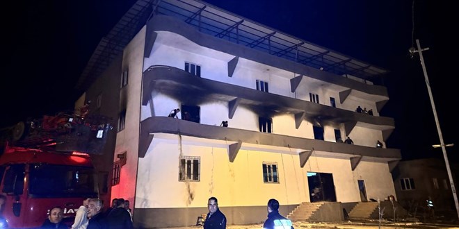 Siirt'te terlik fabrikası yandı, 11 kişi hastanelik oldu