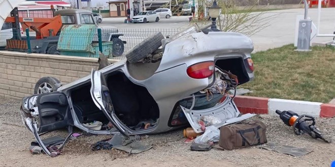Isparta'da otomobilin devrilmesi sonucu 1 kişi hayatını kaybetti
