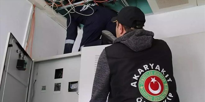 Akaryakıtta sahte faturayla 140 milyar liralık vurgun