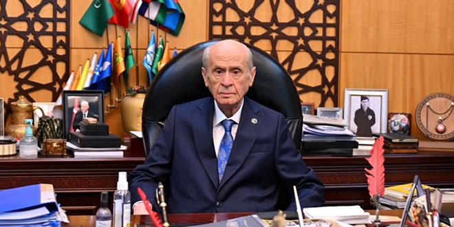 Bahçeli, genel merkezde çalışmalara başladı