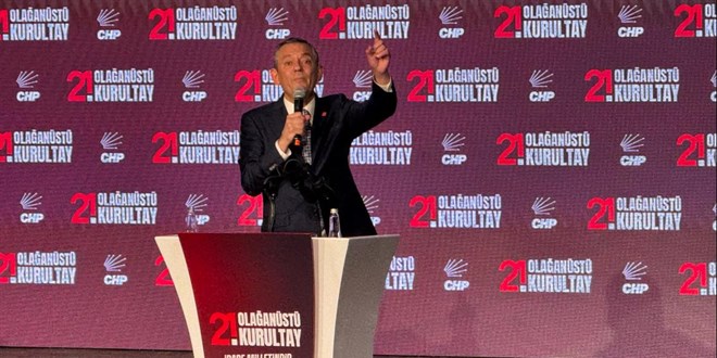 Özgür Özel yeniden Genel Başkan seçildi